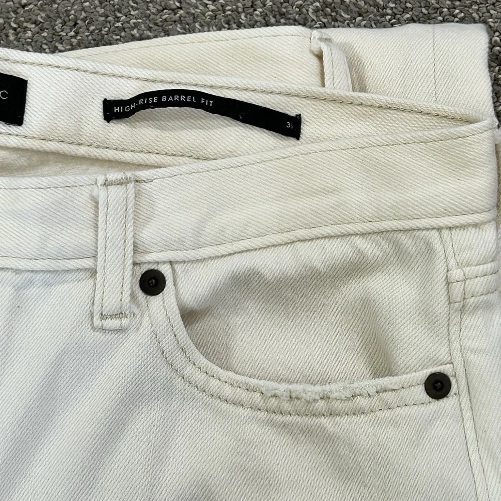Banana Republic Women's High Rise Barrel Fit Jeans -Size 30- Ecru Off White